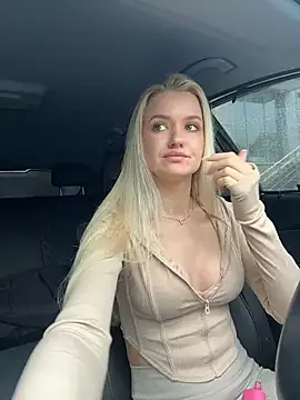 Snapshot of Devill_Angel_ chatting on 06.17.26 Devill Angel online show from 06.17.26