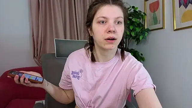 Baby Evalena online show from 05.29.26
