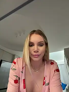 Yvonna One online show from 04.19.26