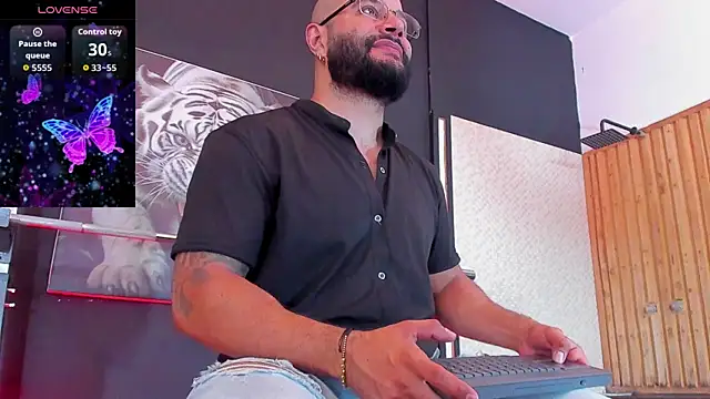 Luke  09 online show from 11.02.25