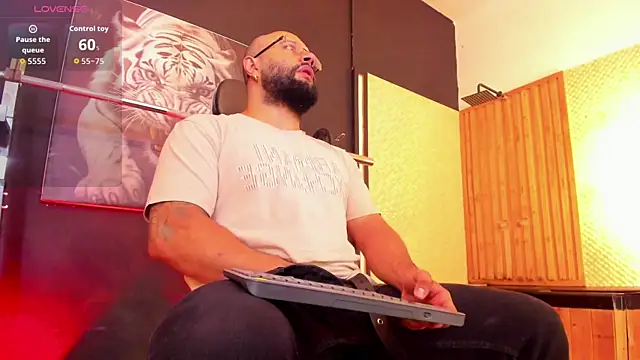 Luke  09 online show from 11.30.25