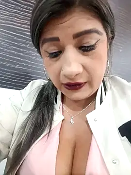 Snapshot of Hannahcandyy chatting on 01.25.25 Hannahcandyy online show from 01.25.25