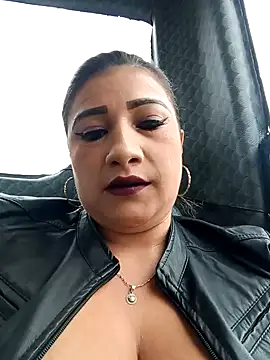 Snapshot of Hannahcandyy chatting on 01.27.25 Hannahcandyy online show from 01.27.25