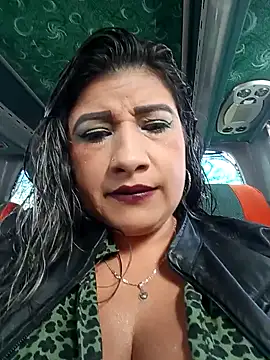 Snapshot of Hannahcandyy chatting on 01.29.25 Hannahcandyy online show from 01.29.25