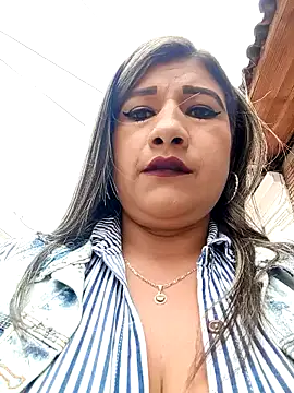 Snapshot of Hannahcandyy chatting on 02.08.25 Hannahcandyy online show from 02.08.25