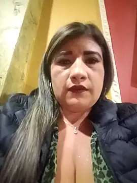 Snapshot of Hannahcandyy chatting on 03.05.25 Hannahcandyy online show from 03.05.25