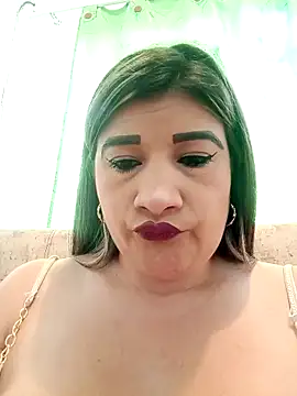 Snapshot of Hannahcandyy chatting on 09.20.25 Hannahcandyy online show from 09.20.25