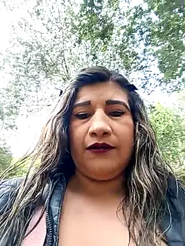 Snapshot of Hannahcandyy chatting on 10.17.25 Hannahcandyy online show from 10.17.25