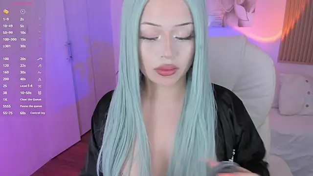 Kendall Bunnyy online show from 03.07.25