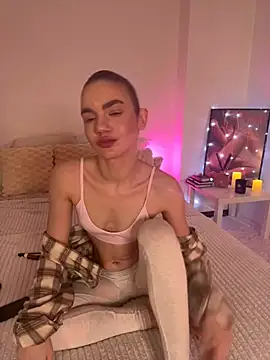 Heidi11 online show from 01.05.25