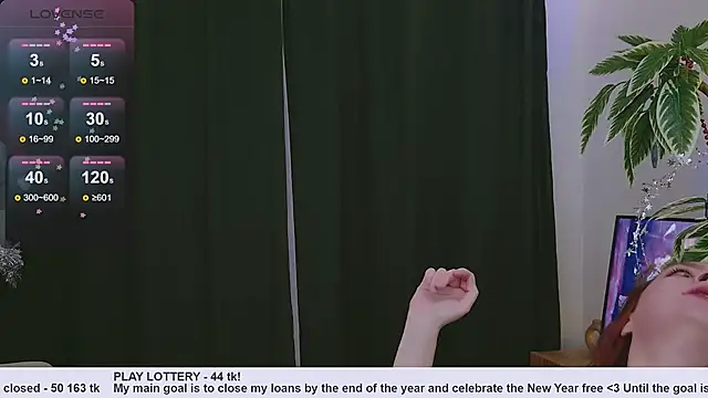 Snapshot of Pink_SeaGul chatting on 12.31.24 Pink SeaGul online show from 12.31.24