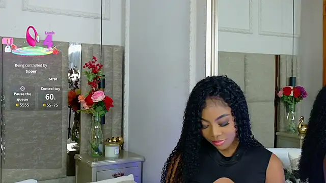 Lola King online show from 02.26.26