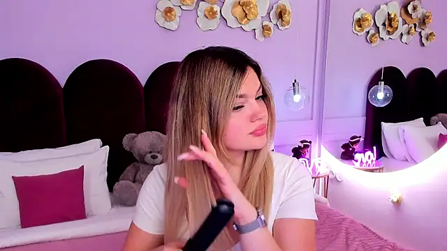 ZaraBloom online show from 01.11.26