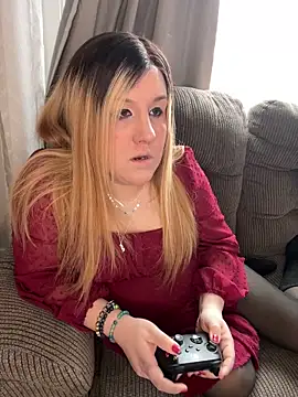 PuckBunny17 online show from 02.08.25