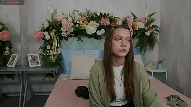 Snapshot of AliceBrayan chatting on 02.26.26 AliceBrayan online show from 02.26.26