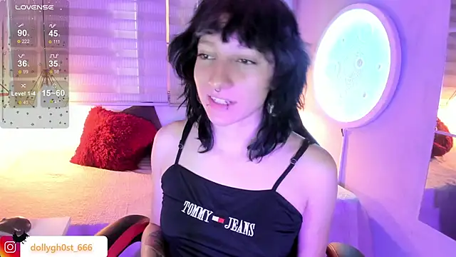 Ghosty Doll online show from 04.10.26