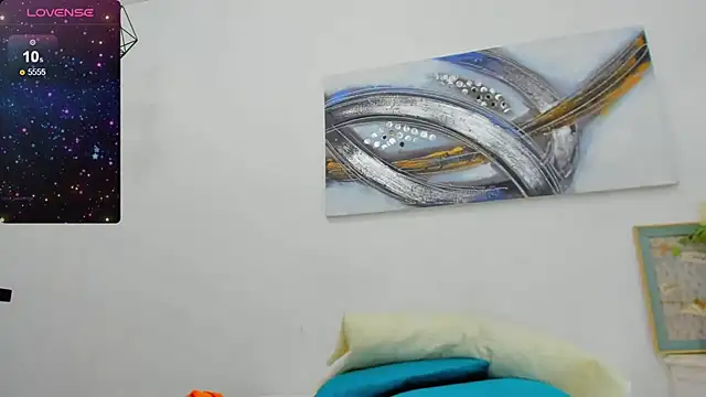 Snapshot of ebony_beckyy chatting on 12.18.24 ebony beckyy online show from 12.18.24