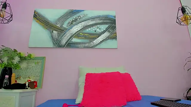 Snapshot of ebony_beckyy chatting on 02.21.25 ebony beckyy online show from 02.21.25