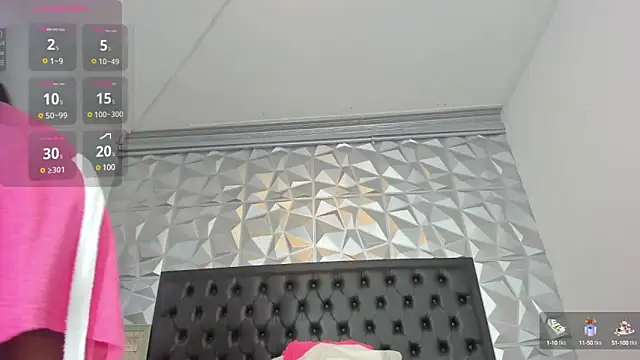 Snapshot of ebony_beckyy chatting on 03.18.25 ebony beckyy online show from 03.18.25