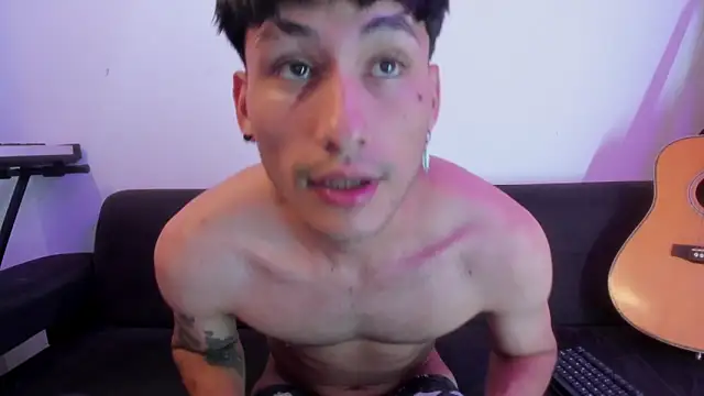 Henrikk senn online show from 02.26.26