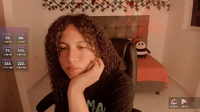 Lilith Miller21 online show from 11.17.25