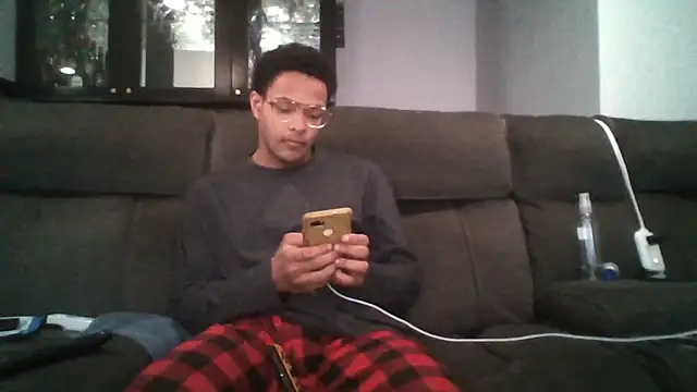 Snapshot of nintendogaymer69 chatting on 10.22.25 nintendogaymer69 online show from 10.22.25