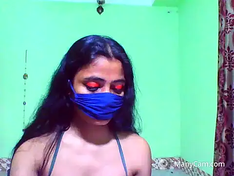 Snapshot of desi_diva chatting on 05.06.26 desi diva online show from 05.06.26