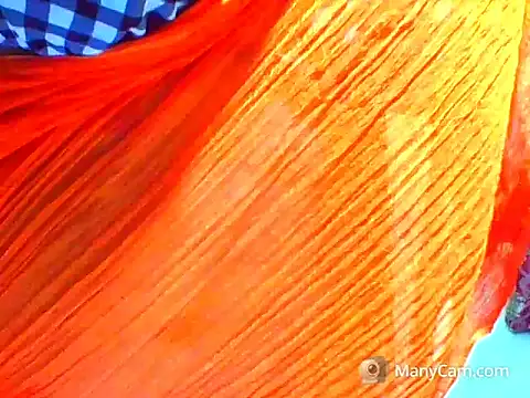 Snapshot of desi_diva chatting on 06.28.26 desi diva online show from 06.28.26