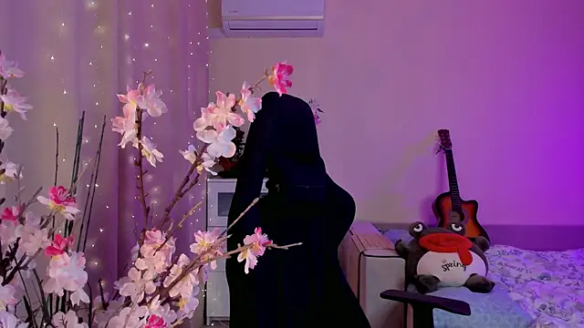 Diana Flower online show from 03.21.25