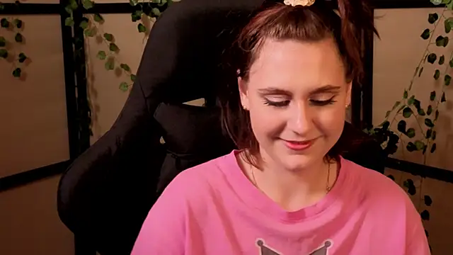 Snapshot of Diana_Flower chatting on 02.07.26 Diana Flower online show from 02.07.26