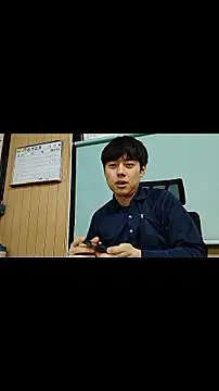 whitebriefboy online show from 11.12.25