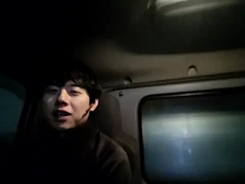 whitebriefboy online show from 02.10.26