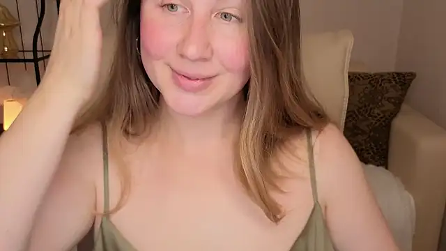 Helens love online show from 10.18.25