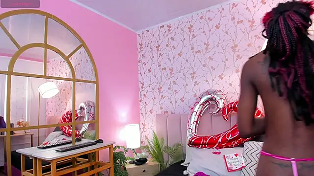 amber-hill online show from 02.14.25