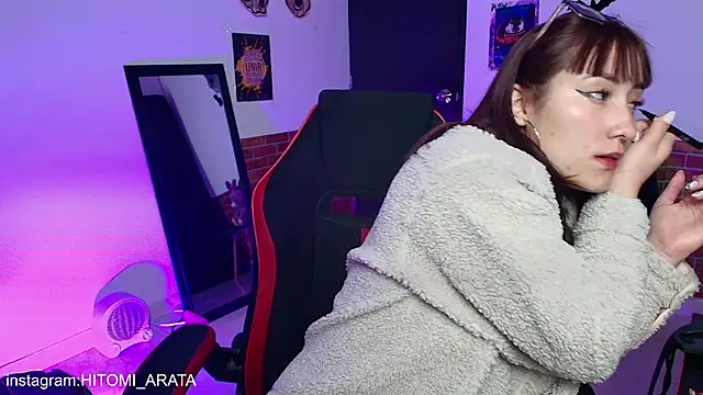 hitomi arata online show from 01.19.26