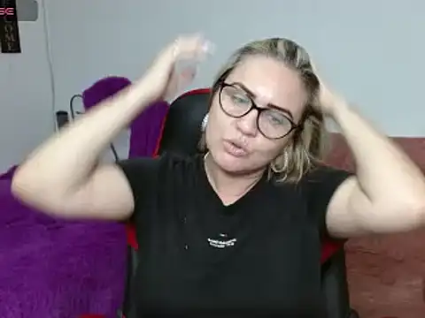 helenca43 online show from 02.01.25