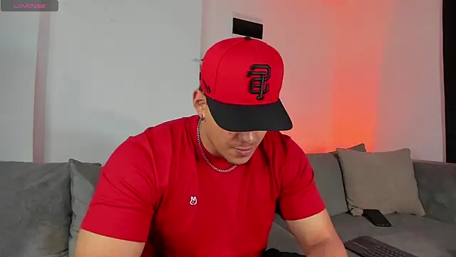 lucasanto  online show from 12.22.24