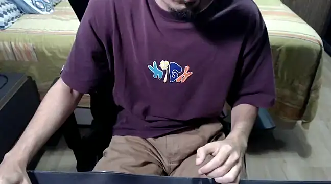 Snapshot of ViniBruv chatting on 01.17.25 ViniBruv online show from 01.17.25