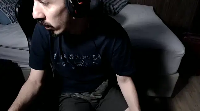 Snapshot of ViniBruv chatting on 02.09.25 ViniBruv online show from 02.09.25