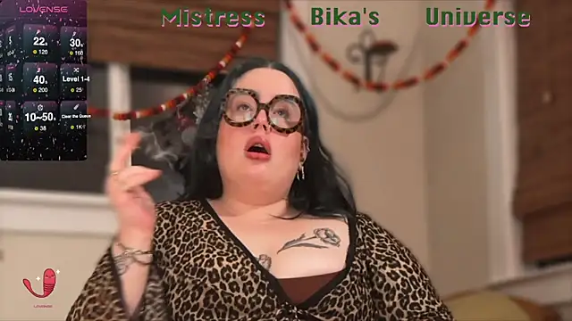 MissBika online show from 02.15.25