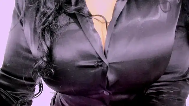 Snapshot of valeriasexxx chatting on 07.15.26 valeriasexxx online show from 07.15.26