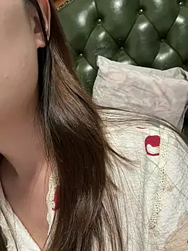 Snapshot of Sweet-Angel999 chatting on 06.25.26 Sweet-Angel999 online show from 06.25.26