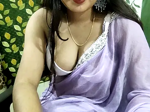 Aarvi Arora online show from 02.19.25