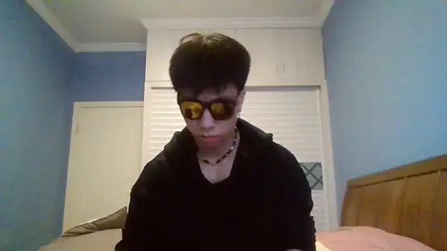 Snapshot of shuai321 chatting on 01.26.25 shuai321 online show from 01.26.25