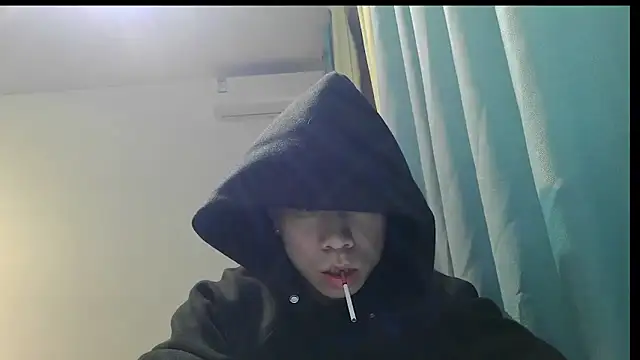 Snapshot of shuai321 chatting on 02.24.25 shuai321 online show from 02.24.25