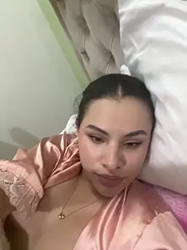 Luciluu20 online show from 01.10.25