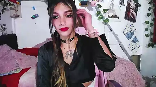 Snapshot of Dy_Hanna chatting on 01.31.25 Dy Hanna online show from 01.31.25