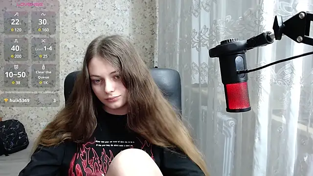 Nana Hot online show from 12.09.24