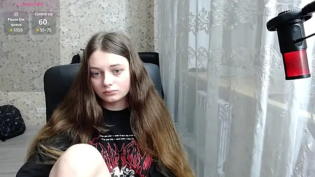 Nana Hot online show from 12.10.24