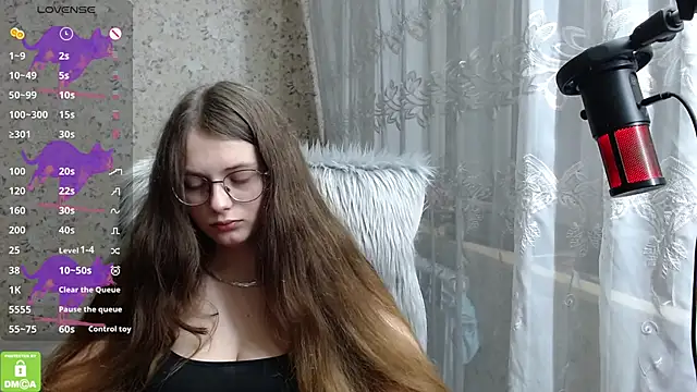 Nana Hot online show from 02.27.25